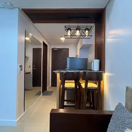 Studio Unit Located At 38 Park Avenue Condominium In It Park Cebu-2